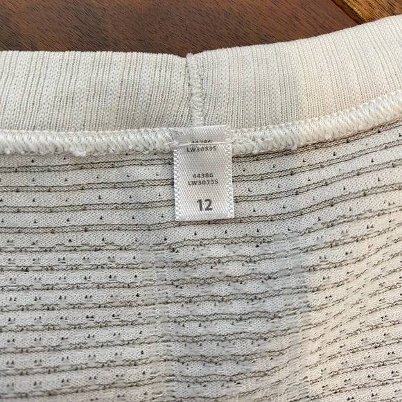 Lululemon Swiftly Tech Short Sleeve Shirt Size 12 - Picture 4 of 7